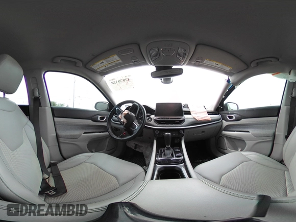 2022 Jeep Compass Latitude with VIN 3C4NJDBB3NT231817, listed as a IAAI auction lot 42070320 with 44,804 mi miles and . Bid and sale history available at DreamBid. Image 18.