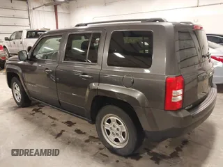 2016 Jeep Patriot Sport with VIN 1C4NJPBA9GD547711, listed as a IAAI auction lot 41830335 with 85,603 mi miles and . Bid and sale history available at carsss.com. Image 3.