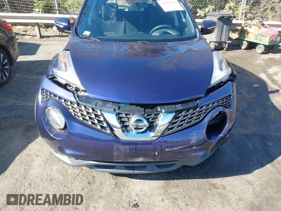 2015 Nissan Juke SV with VIN JN8AF5MR9FT501313, listed as a IAAI auction lot 41902958 with 52,766 mi miles. Bid and sale history available at carsss.com. Image 6.
