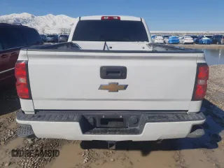 2018 Chevrolet Silverado 1500 LT with VIN 1GCUKRECXJF198247, listed as a Copart auction lot 49496595 with 81,408 mi miles and Salvage Title. Bid and sale history available at DreamBid. Image 6.