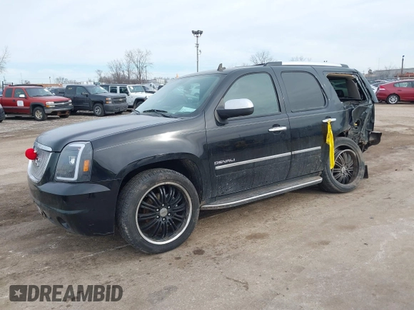 2010 GMC Yukon Denali with VIN 1GKUCEEF0AR181315, listed as a IAAI auction lot 41464181 with 186,005 mi miles. Bid and sale history available at carsss.com. Image 17.