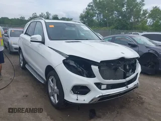 2018 Mercedes-Benz GLE 350 z VIN 4JGDA5HB0JB097977, wystawiony jako IAAI lot #42496127 z przebiegiem 65 396 mil mil oraz . Historia ofert i sprzedaży dostępna na DreamBid. Obrazek 1.