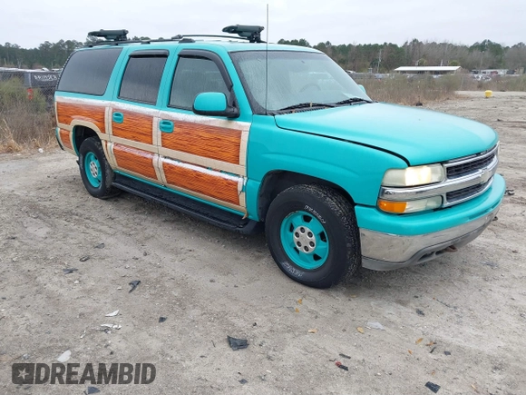 2000 Chevrolet Suburban LT with VIN 3GNFK16T8YG220495, listed as a IAAI auction lot 41758910 with 258,226 mi miles. Bid and sale history available at carsss.com. Image 1.