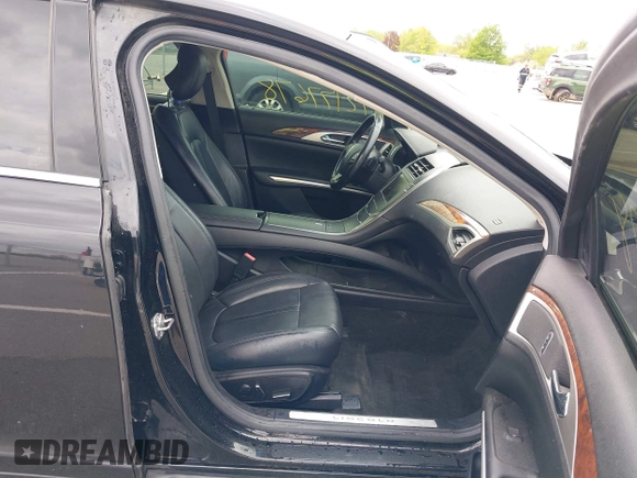 2016 Lincoln MKZ with VIN 3LN6L2J95GR601159, listed as a IAAI auction lot 42177678 with 86,480 mi miles and . Bid and sale history available at DreamBid. Image 5.