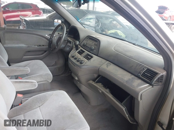 2009 Honda Odyssey LX with VIN 5FNRL38289B049418, listed as a IAAI auction lot 41777253 with 151,512 mi miles and . Bid and sale history available at DreamBid. Image 5.