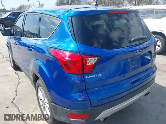 2019 Ford Escape SE with VIN 1FMCU0GD4KUB77720, listed as a IAAI auction lot 41681062 with 94,280 mi miles. Bid and sale history available at carsss.com. Image 3.