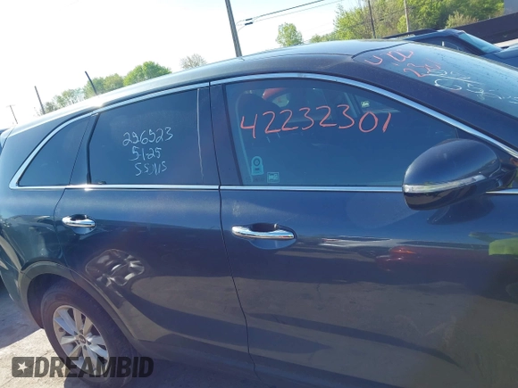 2020 Kia Sorento LX z VIN 5XYPGDA37LG658455, wystawiony jako IAAI lot #42232301 z przebiegiem 43 666 mil mil oraz . Historia ofert i sprzedaży dostępna na DreamBid. Obrazek 13.