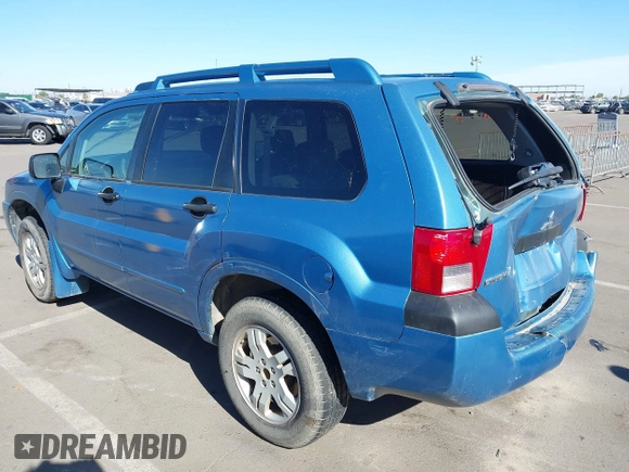 2005 Mitsubishi Endeavor LS with VIN 4A4MM21S45E005223, listed as a IAAI auction lot 40828218 with 148,661 mi miles. Bid and sale history available at carsss.com. Image 3.