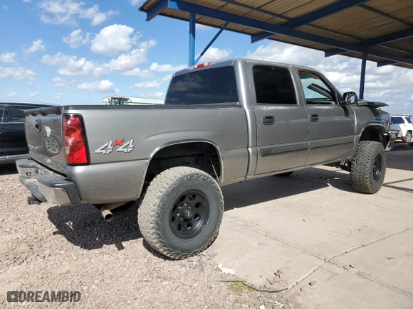 2007 Chevrolet Silverado 1500 Classic LS with VIN 2GCEK13V471112005, listed as a Copart auction lot 71634824 with 136,134 mi miles and Salvage Title. Bid and sale history available at carsss.com. Image 3.