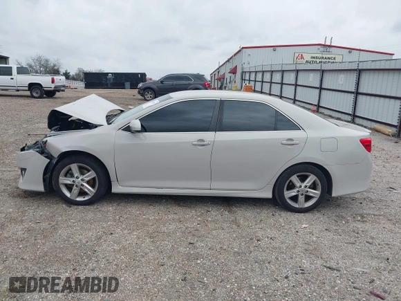 2012 Toyota Camry L with VIN 4T1BF1FK0CU608129, listed as a IAAI auction lot 41742482 with 163,697 mi miles. Bid and sale history available at carsss.com. Image 15.