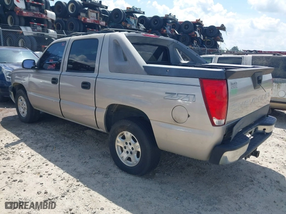 2005 Chevrolet Avalanche Z71 with VIN 3GNEK12Z05G246607, listed as a IAAI auction lot 41972160 with 1 mi miles. Bid and sale history available at carsss.com. Image 3.