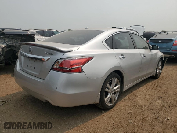 2015 Nissan Altima SL z VIN 1N4BL3AP7FC465496, wystawiony jako Copart lot #59166285 z przebiegiem 167 865 mil mil oraz Szkoda całkowita • Salvage title. Historia ofert i sprzedaży dostępna na DreamBid. Obrazek 3.