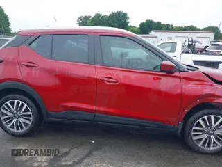 2024 Nissan Kicks SV z VIN 3N1CP5CV2RL538229, wystawiony jako IAAI lot #42218438 z przebiegiem 3 113 mil mil oraz . Historia ofert i sprzedaży dostępna na DreamBid. Obrazek 13.