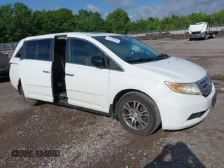 2013 Honda Odyssey EX-L с VIN 5FNRL5H6XDB035432, выставлен на аукционе IAAI как лот 42299668 с пробегом 186 993 миль миль и . История ставок и продаж доступна на DreamBid. Изображение 1.
