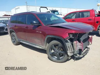 2022 Jeep Grand Cherokee Altitude z VIN 1C4RJKAG9N8562337, wystawiony jako IAAI lot #41845356 z przebiegiem 48 677 mil mil oraz . Historia ofert i sprzedaży dostępna na DreamBid. Obrazek 1.
