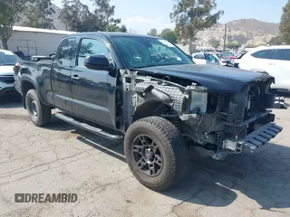 2020 Toyota Tacoma SR with VIN 3TYRX5GN6LT001581, listed as a IAAI auction lot 42183612 with 81,988 mi miles and . Bid and sale history available at DreamBid. Image 1.