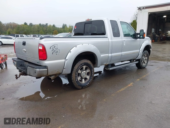 2011 Ford F-250 XL with VIN 1FT7X2B66BEC87583, listed as a IAAI auction lot 42166369 with 171,334 mi miles and . Bid and sale history available at DreamBid. Image 4.