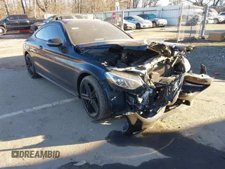 2018 Mercedes-Benz C 300 с VIN WDDWJ4KB8JF700558, выставлен на аукционе IAAI как лот 41335869 с пробегом 132 000 миль миль и . История ставок и продаж доступна на DreamBid. Изображение 1.