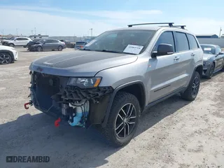 2018 Jeep Grand Cherokee Trailhawk with VIN 1C4RJFLG7JC394984, listed as a IAAI auction lot 41889718 with 47,819 mi miles. Bid and sale history available at carsss.com. Image 18.