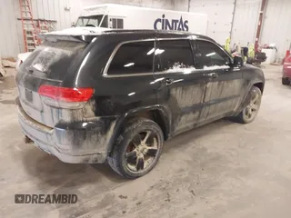 2015 Jeep Grand Cherokee Laredo with VIN 1C4RJFAG3FC607827, listed as a IAAI auction lot 41298397 with 198,171 mi miles. Bid and sale history available at carsss.com. Image 4.