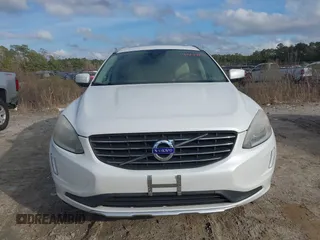 2015 Volvo XC60 T5 Drive-E Premier z VIN YV440MDB5F2610281, wystawiony jako IAAI lot #41479979 z przebiegiem 124 841 mil mil oraz . Historia ofert i sprzedaży dostępna na DreamBid. Obrazek 6.