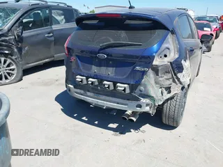 2016 Ford Fiesta ST with VIN 3FADP4GX5GM138993, listed as a IAAI auction lot 41830319 with 110,908 mi miles. Bid and sale history available at carsss.com. Image 18.