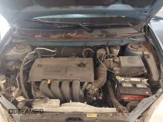 2004 Toyota Matrix Std with VIN 2T1LR32EX4C285993, listed as a IAAI auction lot 41401580 with 216,603 mi miles. Bid and sale history available at carsss.com. Image 10.