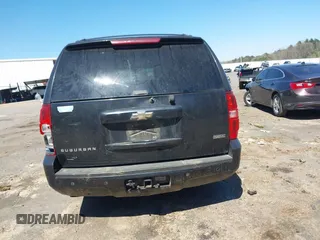 2010 Chevrolet Suburban LT with VIN 1GNUCJE0XAR144358, listed as a IAAI auction lot 41803071 with Not Provided miles and . Bid and sale history available at DreamBid. Image 17.