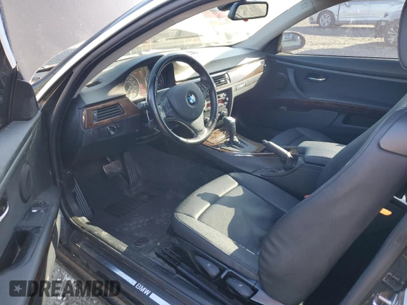 2009 BMW 3 Series 328i with VIN WBAWV13539P121566, listed as a Copart auction lot 42957385 with 155,670 mi miles and Salvage Title. Bid and sale history available at carsss.com. Image 8.