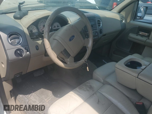 2004 Ford F-150 XL with VIN 1FTPX12564KD86071, listed as a Copart auction lot 58815535 with 258,334 mi miles and Salvage title. Bid and sale history available at DreamBid. Image 8.