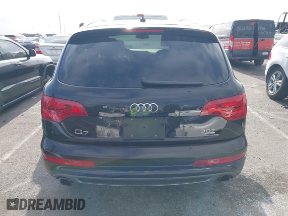 2015 Audi Q7 S line Prestige с VIN WA1DGAFE9FD026968, выставлен на аукционе IAAI как лот 42235342 с пробегом 86 235 миль миль и . История ставок и продаж доступна на DreamBid. Изображение 16.