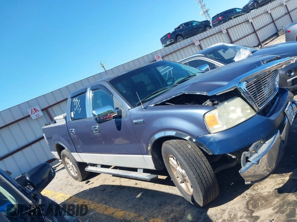 2005 Ford F-150 XLT z VIN 1FTRW12W35KE99045, wystawiony jako IAAI lot #42172942 z przebiegiem 228 074 mil mil oraz . Historia ofert i sprzedaży dostępna na DreamBid. Obrazek 13.