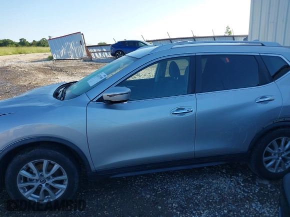 2019 Nissan Rogue SV с VIN KNMAT2MT9KP542963, выставлен на аукционе IAAI как лот 42255309 с пробегом 115 494 миль миль и . История ставок и продаж доступна на DreamBid. Изображение 14.
