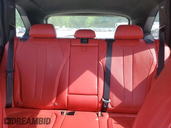 2016 BMW X5 M z VIN 5YMKT6C52G0R79404, wystawiony jako Copart lot #54587105 z przebiegiem 89 465 mil mil oraz Szkoda całkowita • Salvage title. Historia ofert i sprzedaży dostępna na DreamBid. Obrazek 10.
