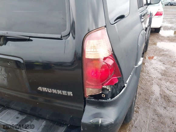 2003 Toyota 4Runner SR5 with VIN JTEZU14R530002403, listed as a IAAI auction lot 41807380 with 262,134 mi miles. Bid and sale history available at carsss.com. Image 6.
