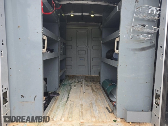 2016 Ford Transit Cargo with VIN 1FTYE1CM3GKB49266, listed as a IAAI auction lot 42666703 with 122,037 mi miles and . Bid and sale history available at DreamBid. Image 35.
