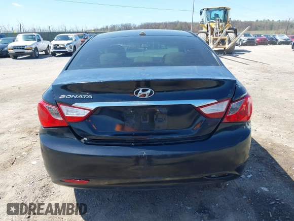 2012 Hyundai Sonata GLS with VIN 5NPEB4AC7CH411676, listed as a IAAI auction lot 41984846 with 197,647 mi miles. Bid and sale history available at carsss.com. Image 16.