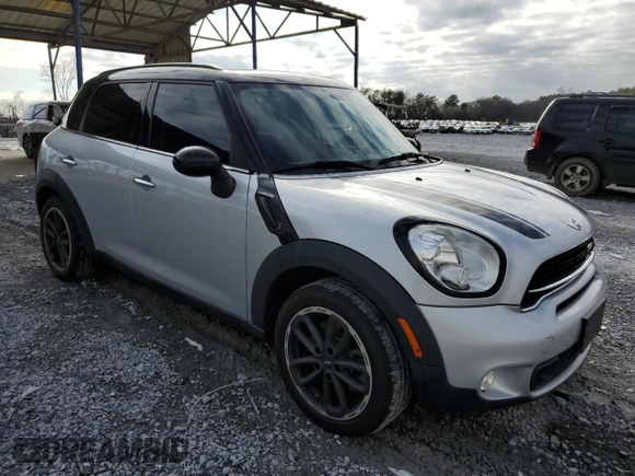2016 MINI Countryman S with VIN WMWZC3C58GWT08173, listed as a Copart auction lot 44627235 with 76,814 mi miles and Salvage title. Bid and sale history available at DreamBid. Image 4.