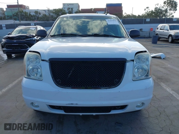 2008 GMC Yukon Denali с VIN 1GKFK63888J118915, выставлен на аукционе IAAI как лот 42262018 с пробегом 218 082 миль миль и . История ставок и продаж доступна на DreamBid. Изображение 13.