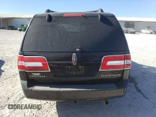 2011 Lincoln Navigator z VIN 5LMJJ2H55BEJ09162, wystawiony jako Copart lot #74710464 z przebiegiem 240 501 mil mil oraz Szkoda całkowita • Salvage title. Historia ofert i sprzedaży dostępna na DreamBid. Obrazek 6.