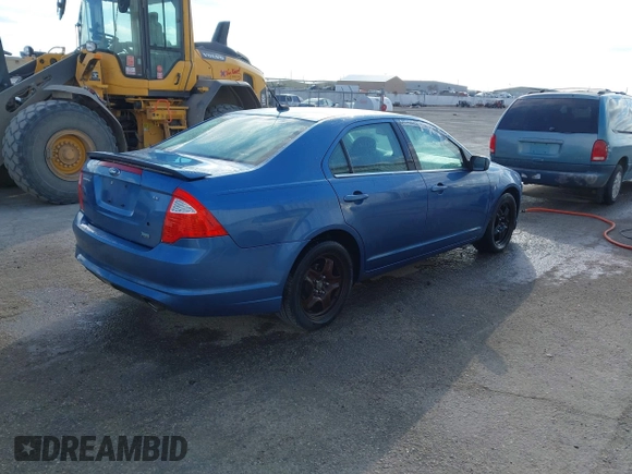 2010 Ford Fusion SE with VIN 3FAHP0HG5AR275077, listed as a IAAI auction lot 41754390 with 211,181 mi miles. Bid and sale history available at carsss.com. Image 4.