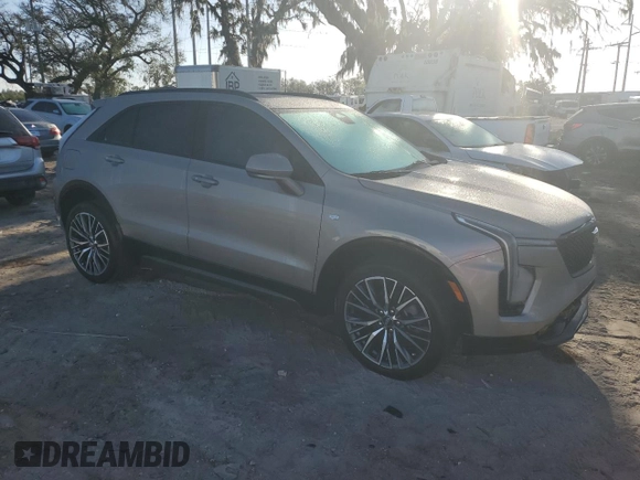 2024 Cadillac XT4 FWD Sport with VIN 1GYFZER49RF240140, listed as a Copart auction lot 78022704 with 401 mi miles and Salvage title. Bid and sale history available at DreamBid. Image 4.