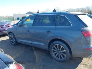 2019 Audi Q7 Premium Plus with VIN WA1LHAF71KD019114, listed as a IAAI auction lot 41708178 with Not provided miles and . Bid and sale history available at DreamBid. Image 13.