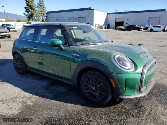 2023 MINI Hardtop 2 Door Cooper SE Signature with VIN WMW13DJ01P2S54412, listed as a Copart auction lot 85061794 with 24,414 mi miles and Salvage Title. Bid and sale history available at carsss.com. Image 4.