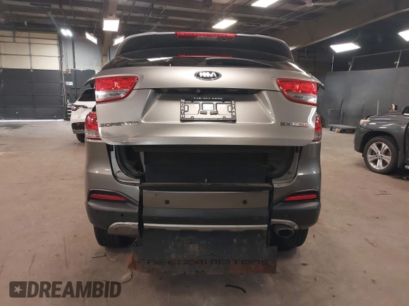 2016 Kia Sorento EX with VIN 5XYPH4A19GG033153, listed as a IAAI auction lot 41750622 with 118,044 mi miles. Bid and sale history available at carsss.com. Image 16.