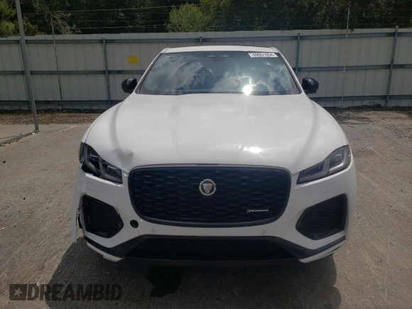 2024 Jaguar F-Pace R-Dynamic S z VIN SADCT2EX5RA722985, wystawiony jako Copart lot #69051054 z przebiegiem 6 691 mil mil oraz Szkoda całkowita • Salvage title. Historia ofert i sprzedaży dostępna na DreamBid. Obrazek 5.
