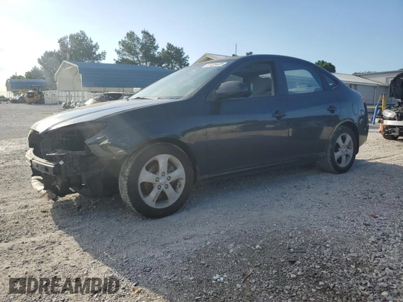 2009 Hyundai Elantra SE z VIN KMHDU46D39U608524, wystawiony jako Copart lot #57435405 z przebiegiem 216 619 mil mil oraz Szkoda całkowita • Salvage title. Historia ofert i sprzedaży dostępna na DreamBid. Obrazek 1.