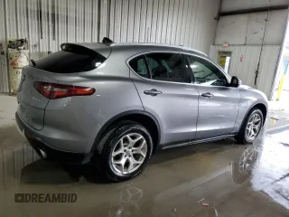 2019 Alfa Romeo Stelvio z VIN ZASPAKAN5K7C69274, wystawiony jako Copart lot #52321395 z przebiegiem 30 323 mil mil oraz Szkoda całkowita • Salvage title. Historia ofert i sprzedaży dostępna na DreamBid. Obrazek 3.