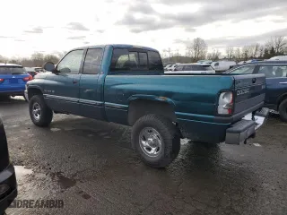 1998 Dodge Ram 1500 with VIN 3B7HF13Z7WG234044, listed as a Copart auction lot 44565195 with 194,353 mi miles and Salvage Title. Bid and sale history available at carsss.com. Image 2.