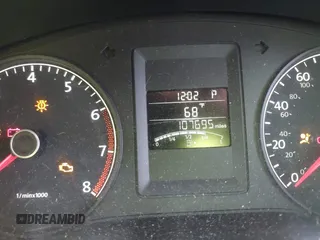 2011 Volkswagen Jetta SE with VIN 3VWDZ7AJ3BM369312, listed as a IAAI auction lot 42044977 with 107,695 mi miles and . Bid and sale history available at DreamBid. Image 7.